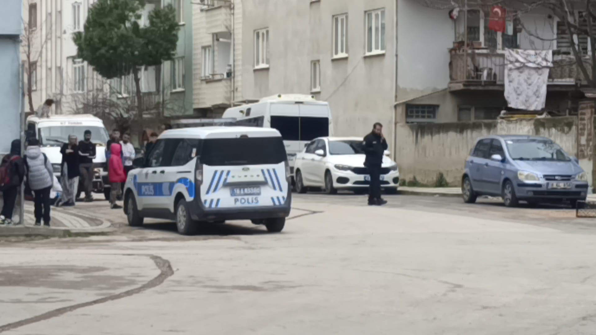 Bursa'nın İnegöl ilçesinde meydana gelen komşu kavgasında 1 kadın darptan