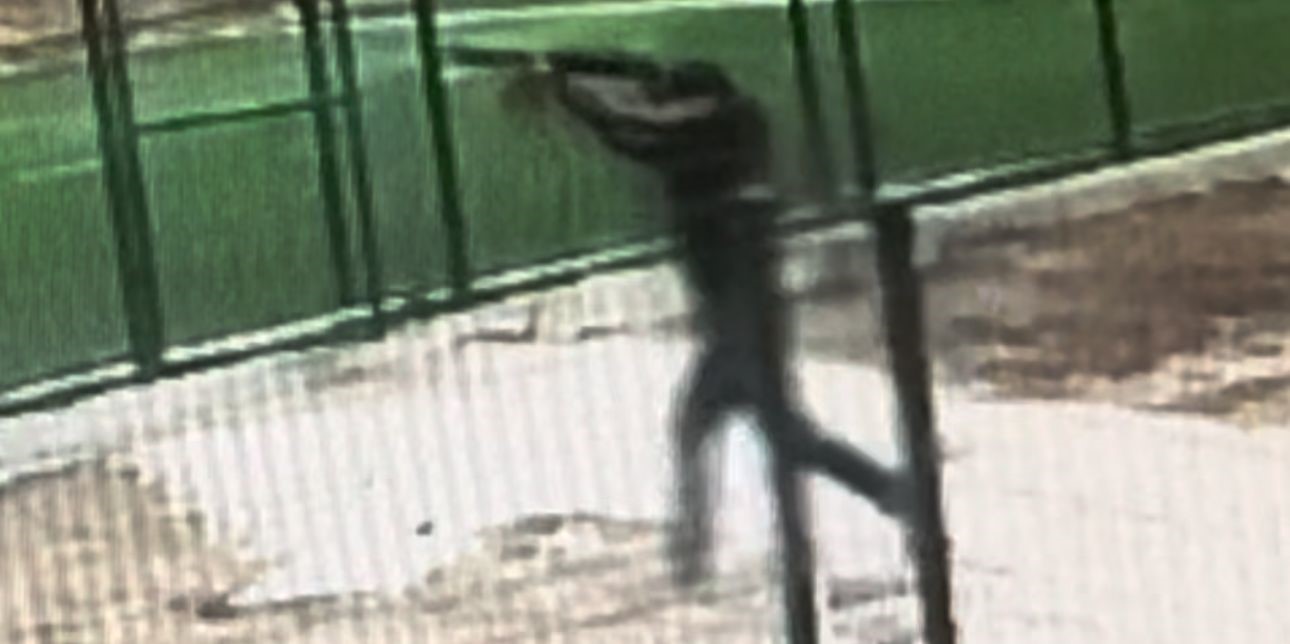 Edirne'nin Kurtuluş Mahallesi'nde meydana gelen olayda, 17 yaşındaki bir çocuk,