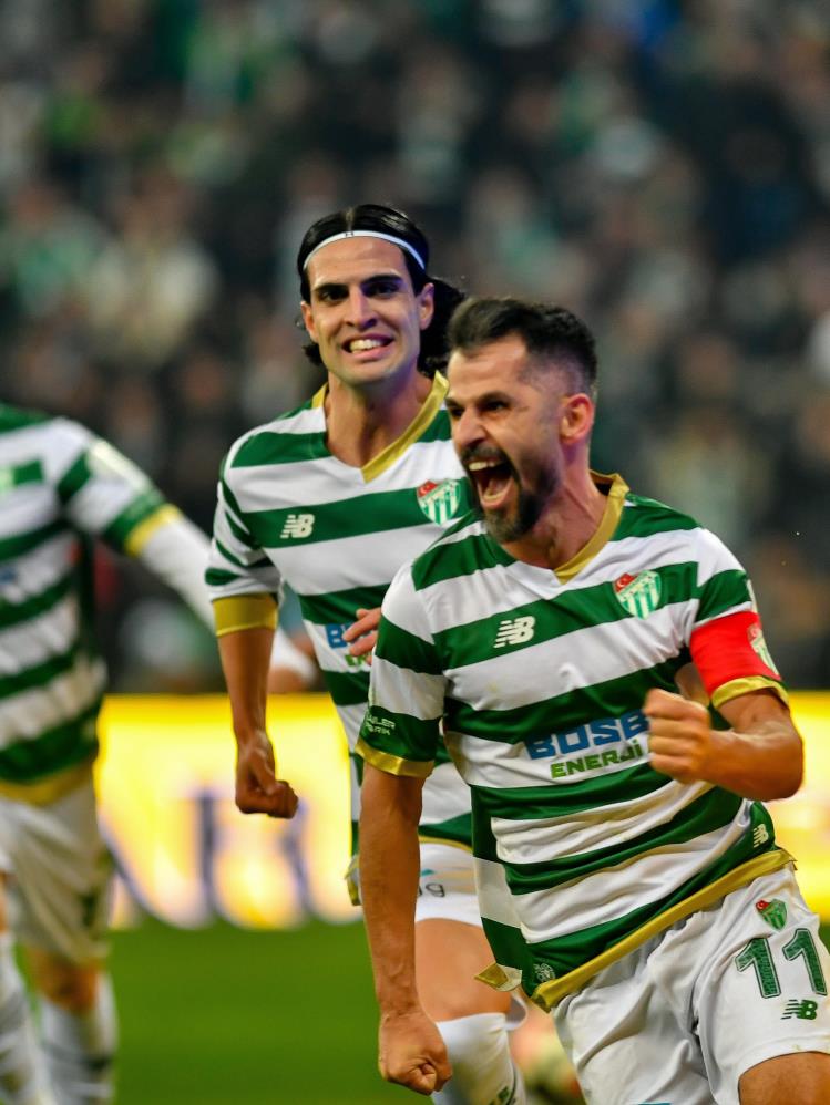 Nesine 2. Lig Kırmızı Grup’ta zirve mücadelesini yakından ilgilendiren 29.