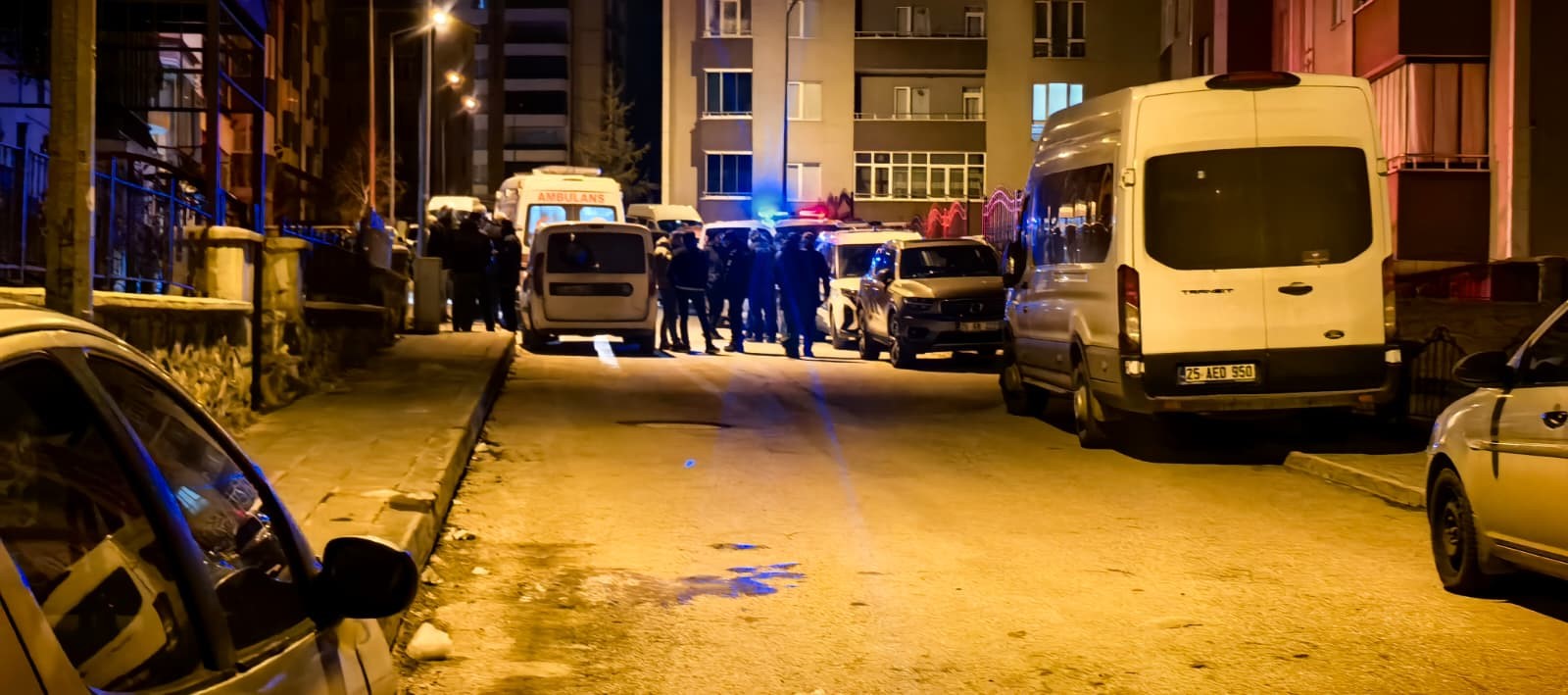 Erzurum’un Palandöken ilçesinde ailesiyle sorunlar yaşadığı iddia edilen 55 yaşındaki