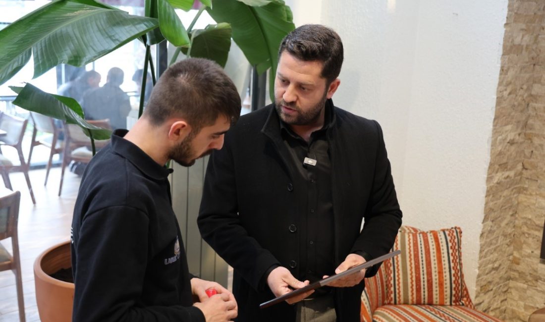 Kartepe'de belediye ekiplerince ticari işletmelerin yasal mevzuata uygunluğuna yönelik ruhsat