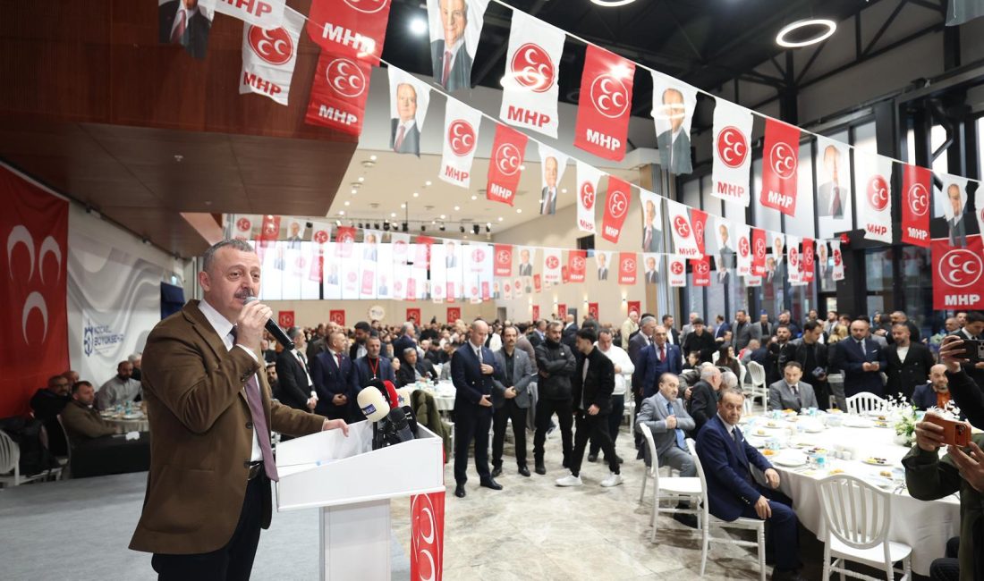 Kocaeli Büyükşehir Belediye Başkanı Tahir Büyükakın, MHP Kocaeli İl Başkanlığı