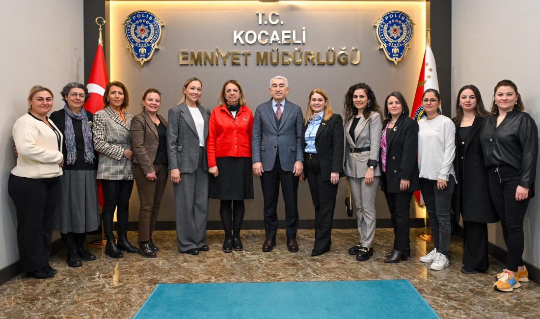 Kocaeli Kent Konseyi temsilcileri, Ramazan ayı dolayısıyla emniyet müdürlüğü ve