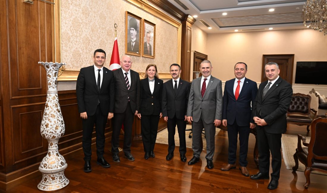 İYİ Parti Kocaeli İl Başkanı Av. Mehmet Kamil Şirin ve