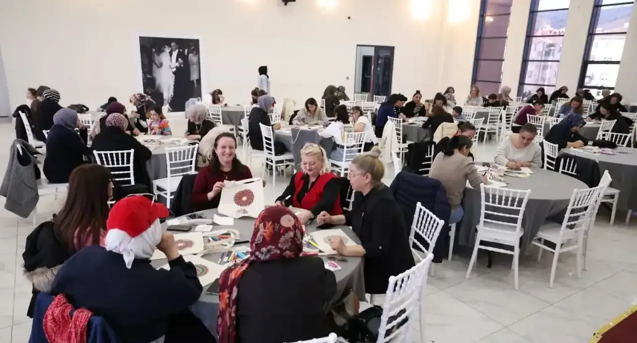 Derince Belediyesi, 8 Mart Dünya Emekçi Kadınlar Günü dolayısıyla Yenikent