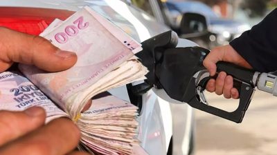 Sektör kaynaklarına göre benzine gün içerisinde 1 TL 55 kuruş