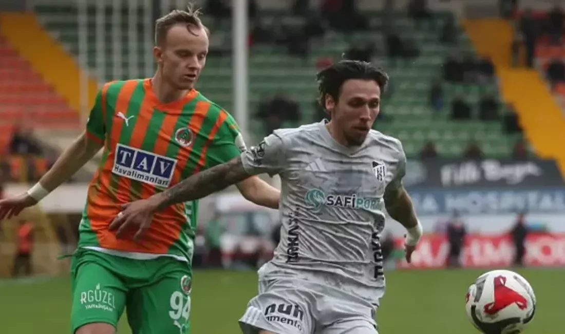 Trendyol Süper Lig’in 27. haftasında Alanyaspor’a konuk olan Kocaelispor, sahadan