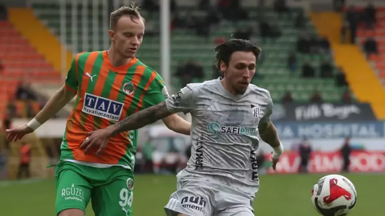 Trendyol Süper Lig’in 27. haftasında Alanyaspor’a konuk olan Kocaelispor, sahadan