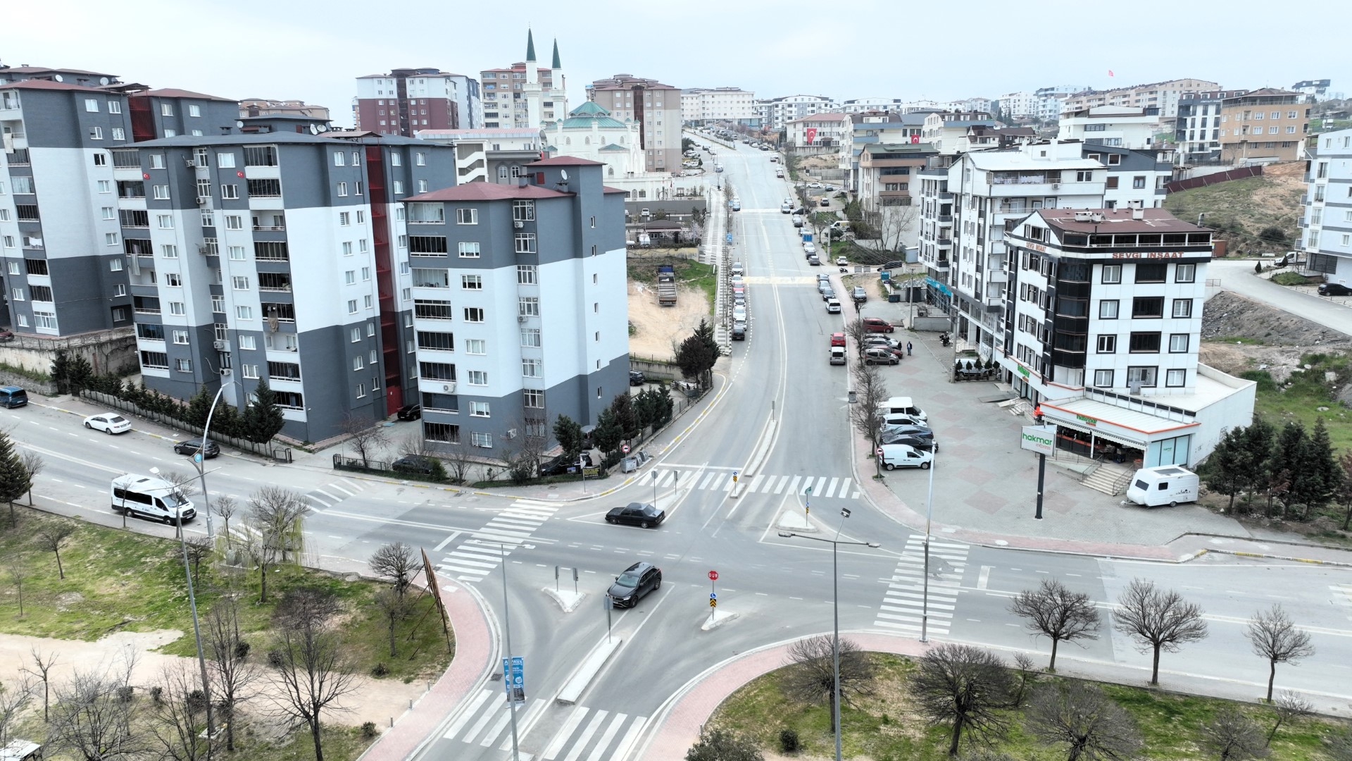 Kocaeli Büyükşehir Belediyesi, Ramazan Bayramı sonrasında Çayırova ilçesindeki trafik akışını