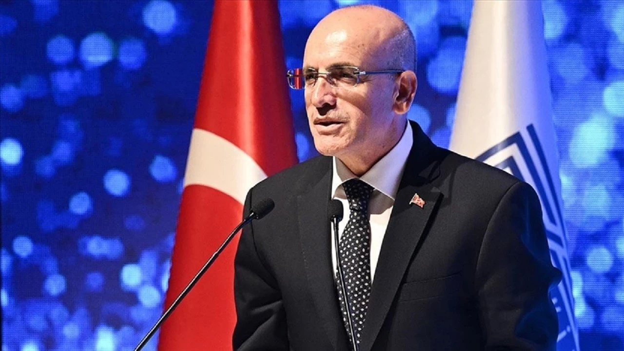 Hazine ve Maliye Bakanı Mehmet Şimşek, Borsa İstanbul'un işlemlerine kapatılacağına