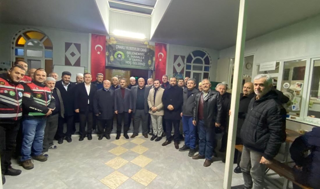 İlhami Aktaş, Ramazan ayı kapsamında Derince ilçesine bağlı Çınarlı Mahallesi’nde