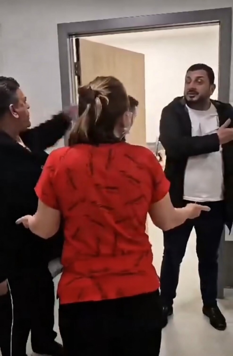 Kocaeli Şehir Hastanesi Acil Servisi’nde muayene sırası bekleyen hastalar ile