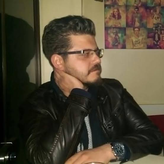 Kocaeli’nin Körfez ilçesi doğumlu 38 yaşındaki Dr. Cüneyt Ülker, kaptığı