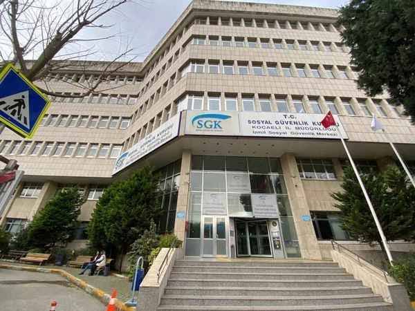 SGK'nın 5 katlı binası için flaş karar: Acilen boşaltılacak