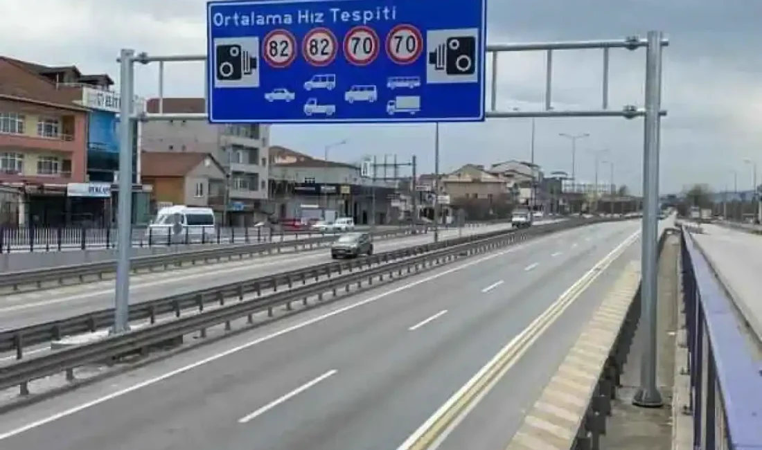 Kocaeli’de D-100 kara yolunda sürücülerin uzun süredir tepki gösterdiği düşük