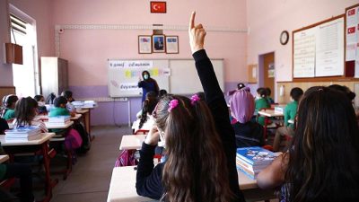 Milli Eğitim Bakanlığı, öğrencilerin bilinçli bireyler olarak yetişmesini desteklemek amacıyla
