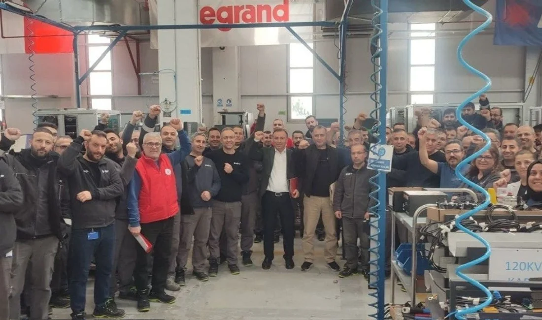 Kocaeli’nin sanayi kalbi Gebze’de, metal işçilerinin yüzünü güldüren dev bir