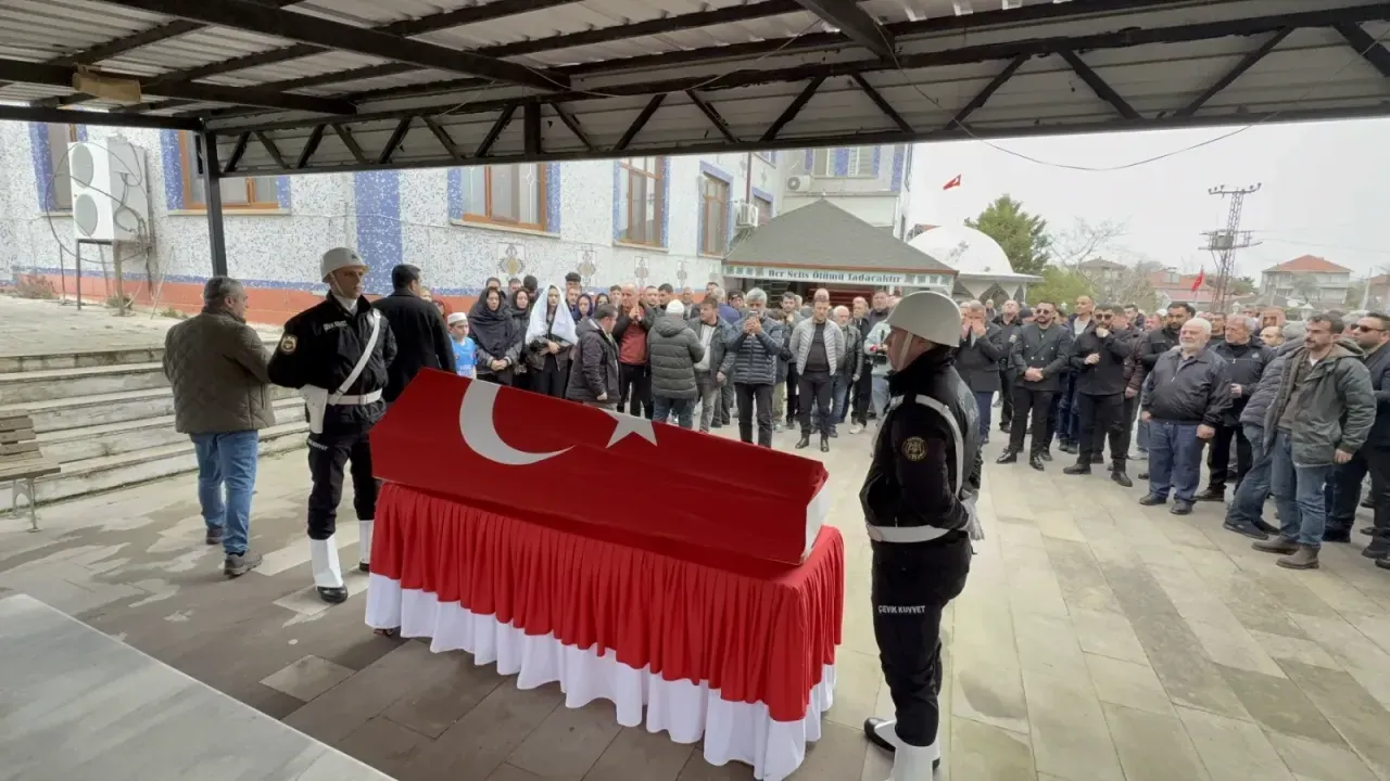 İzmit Şehabettin Bilgisu Caddesi’nde bir işletmeye düzenlenen silahlı saldırıda yaşamını