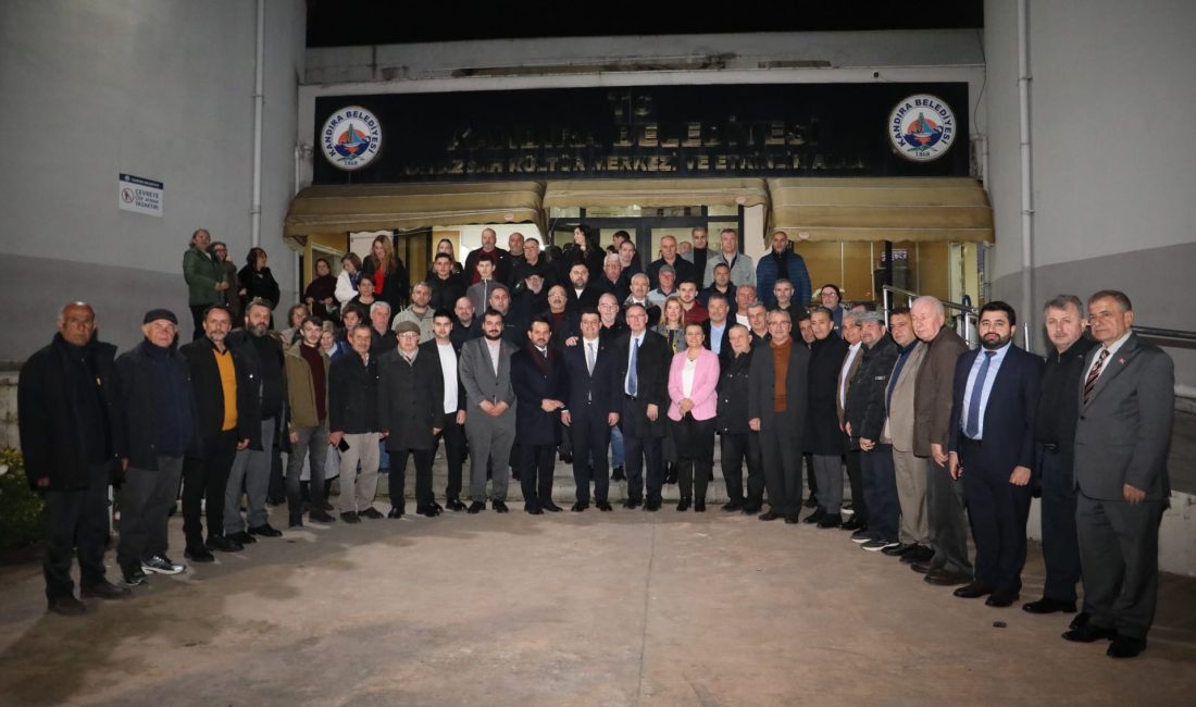 İzmit Belediye Başkanı Fatma Kaplan Hürriyet, CHP Kandıra İlçe Başkanlığı