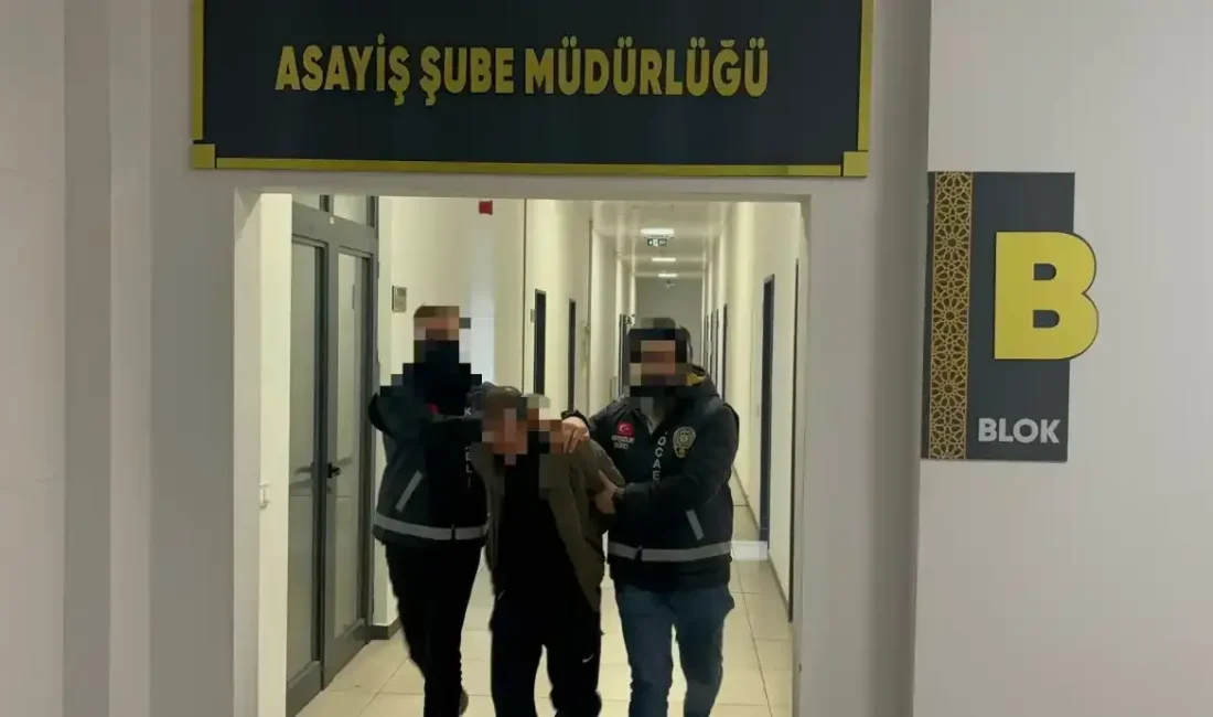 Kocaeli’nin Çayırova ilçesinde birlikte alkol alan iki kişi arasında çıkan