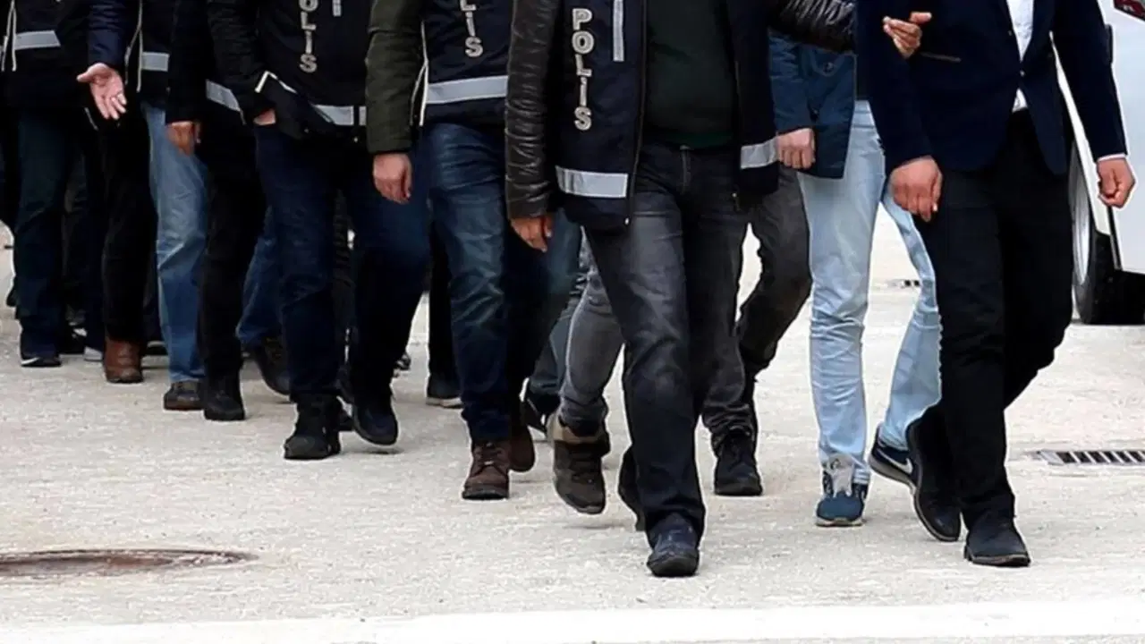Kocaeli Emniyet Müdürlüğü’ne bağlı Siber Suçlarla Mücadele ekipleri, kripto para