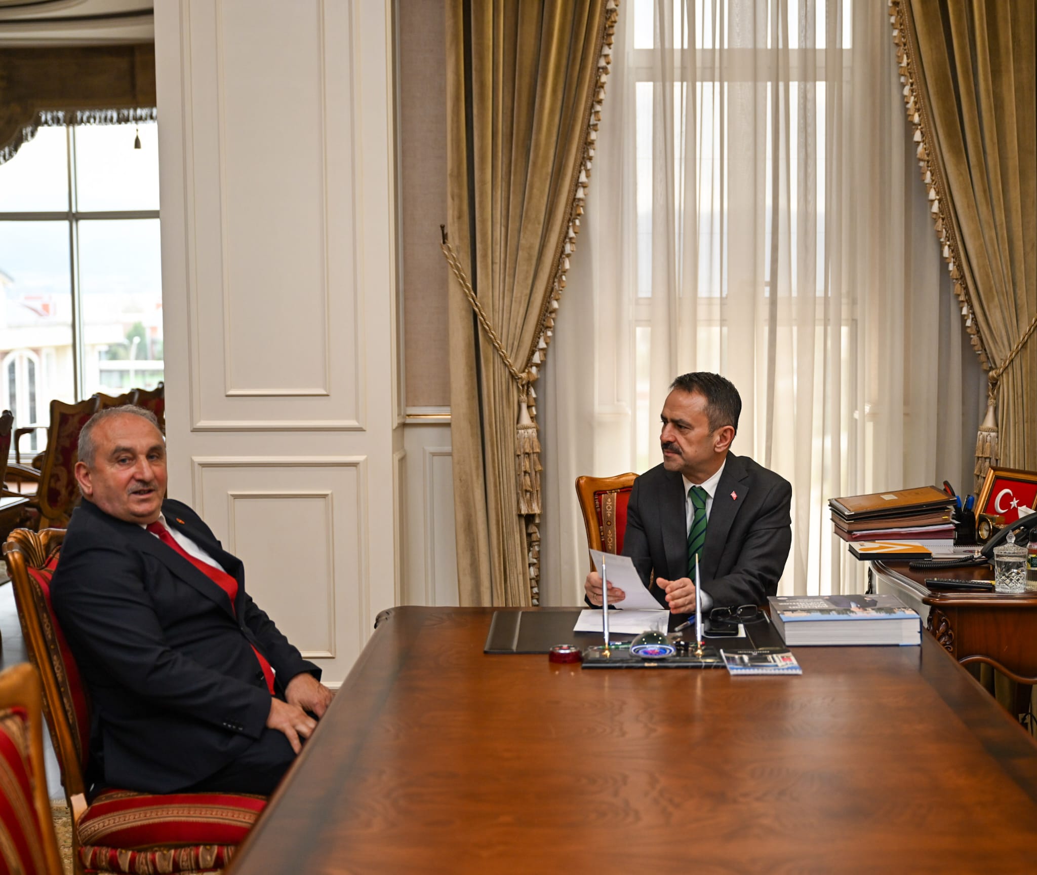 Kocaeli Valisi İlhami Aktaş, yerel yönetimlerin temel taşı olan muhtarlarla