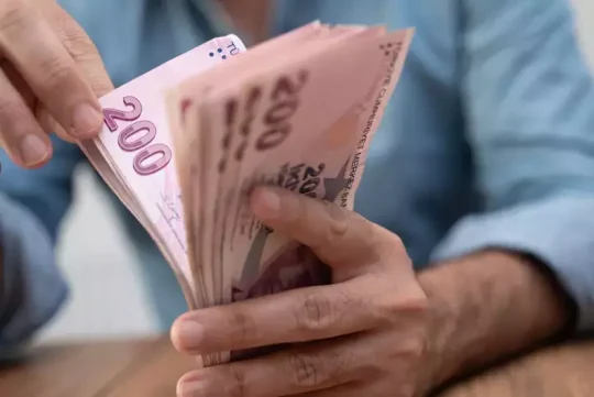 Milyonlarca emekli için Nisan ayı, gelir kapılarını sonuna kadar açan