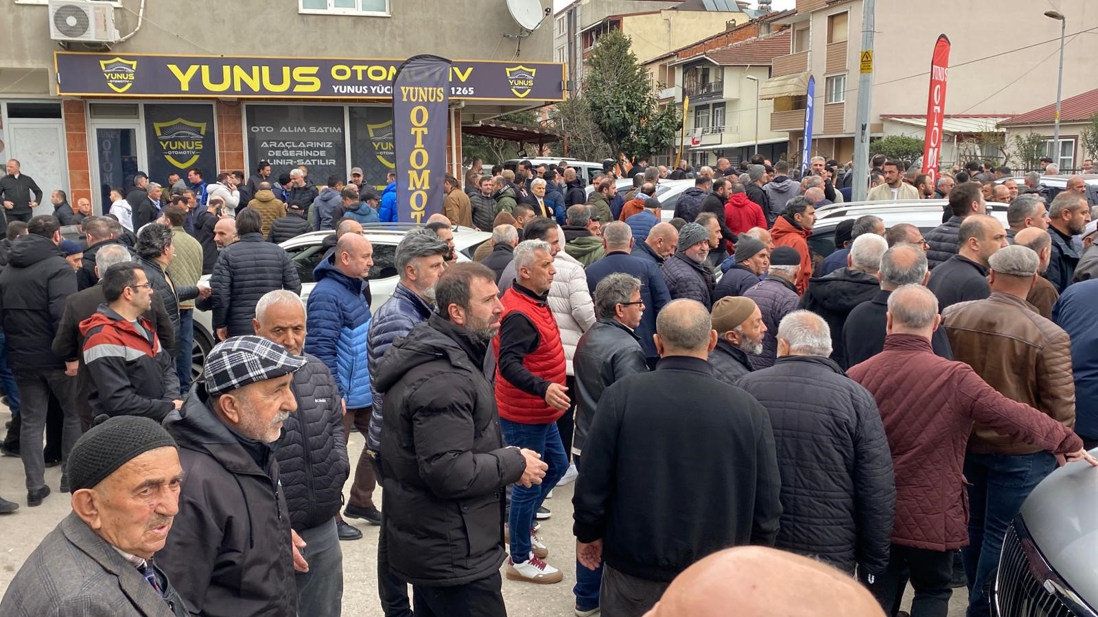 Kocaeli'nin Başiskele ilçesinde çalıştığı fabrikanın lastik sarma makinesine sıkışarak hayatını