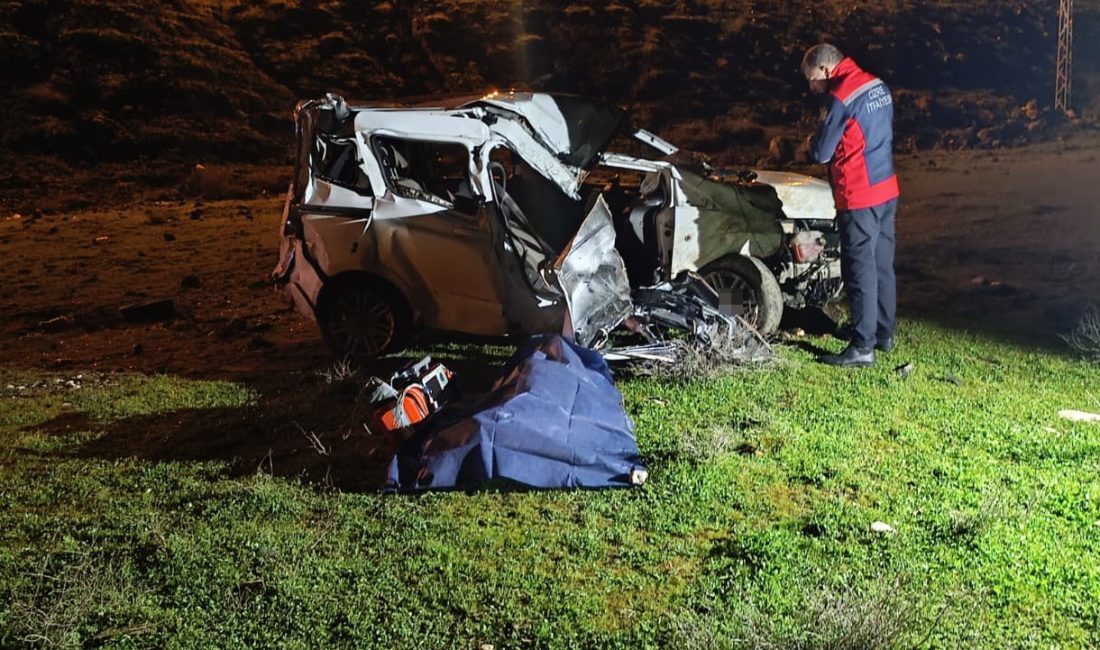 Şırnak’ın Cizre ilçesinde kontrolden çıkan hafif ticari aracın şarampole yuvarlanması
