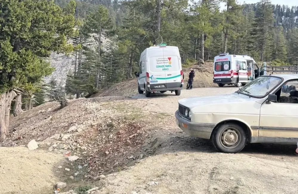 Osmaniye’nin Kadirli ilçesinde, doğadan ot toplamak amacıyla yaylaya çıkan bir