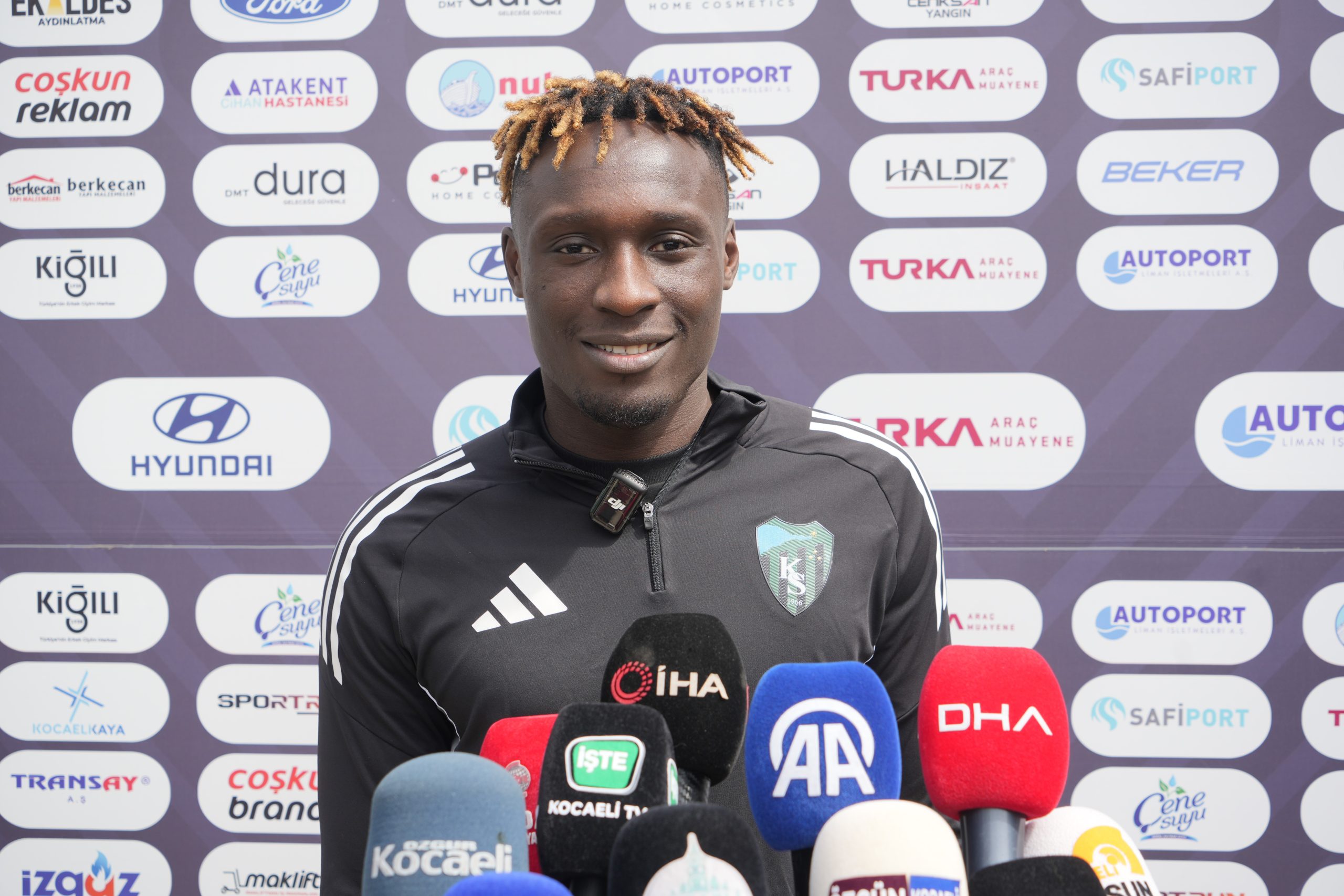 Kocaelispor’un Galatasaray ile 1-1 berabere kaldığı maçın ardından Dan Agyei,