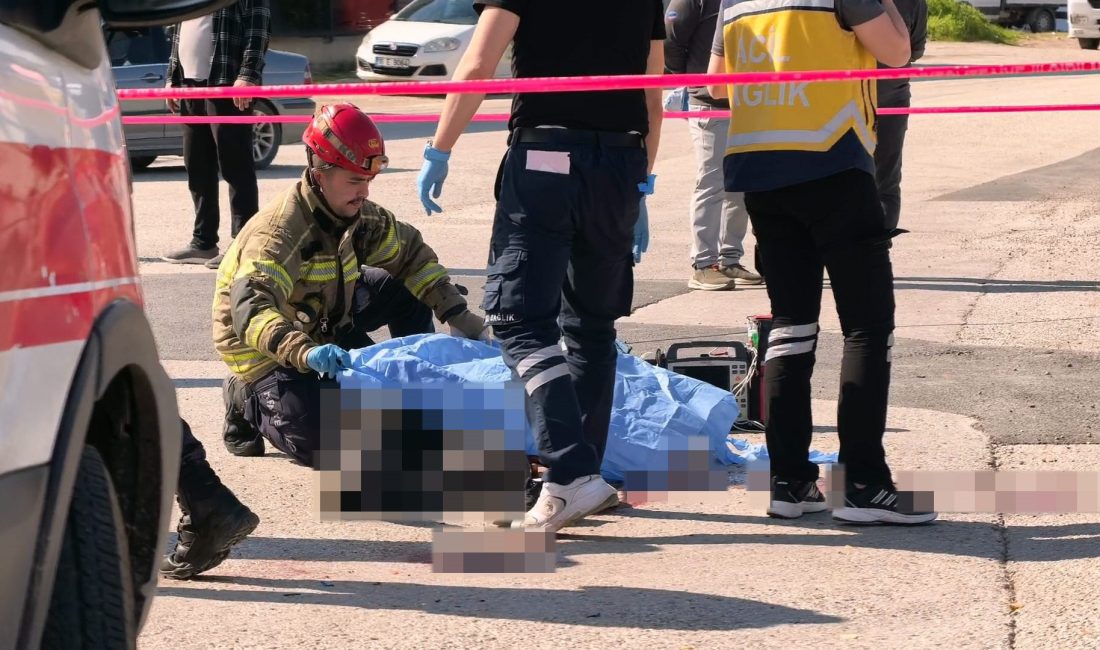 Bursa'nın İnegöl ilçesinde yokuş aşağı inerken freni patlayan vinçten atlayarak