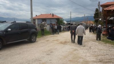 Burdur’un Çavdır ilçesinde bugün dünyaevine girmeye hazırlanan Ayşegül Maral (20)