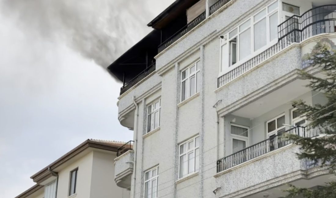 Aksaray’da bir apartmanın terasında çıkan yangın paniğe neden oldu. Yoğun