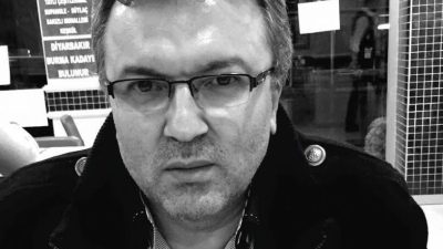 Denizli’nin Serinhisar ilçesinde birlikte alkol alan iki arkadaş arasında çıkan