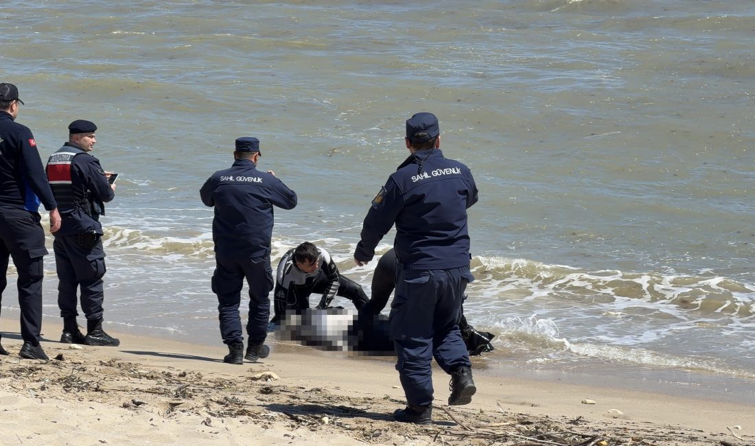 İstanbul Arnavutköy’de kıyıya vuran ve kimliği belirlenemeyen cesedin, yaklaşık 40