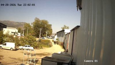 Bursa'nın Gürsu ilçesinde, bir ticari alacak davası nedeniyle hedef alınan