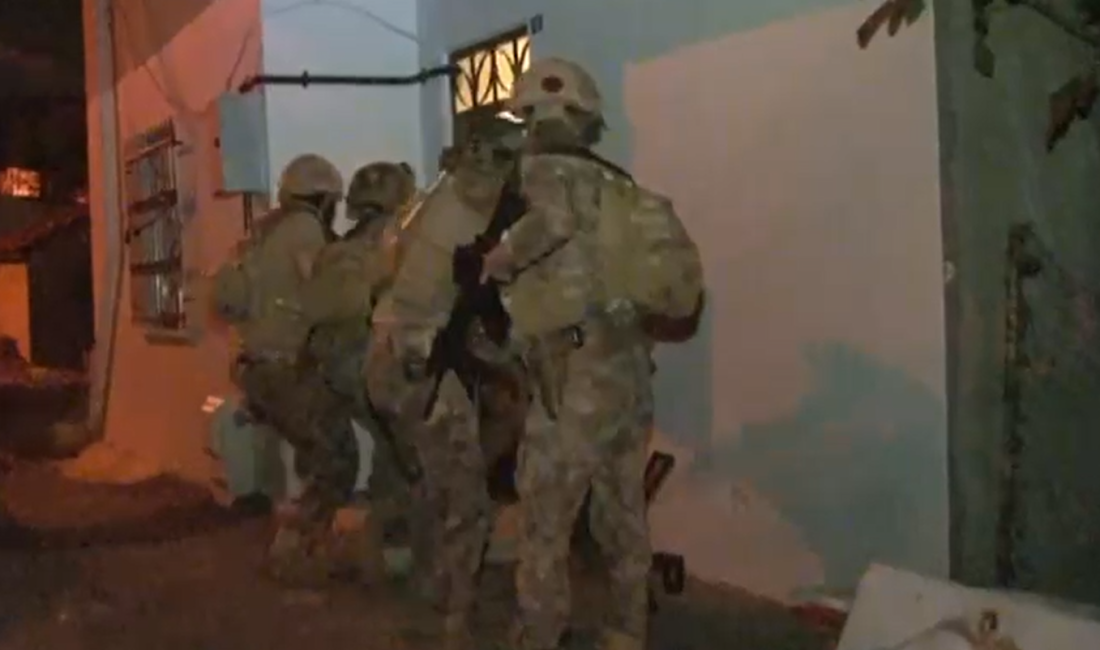 İzmit’te 3 kişinin ölümüyle sonuçlanan eğlence mekanı saldırısına ilişkin gözaltına