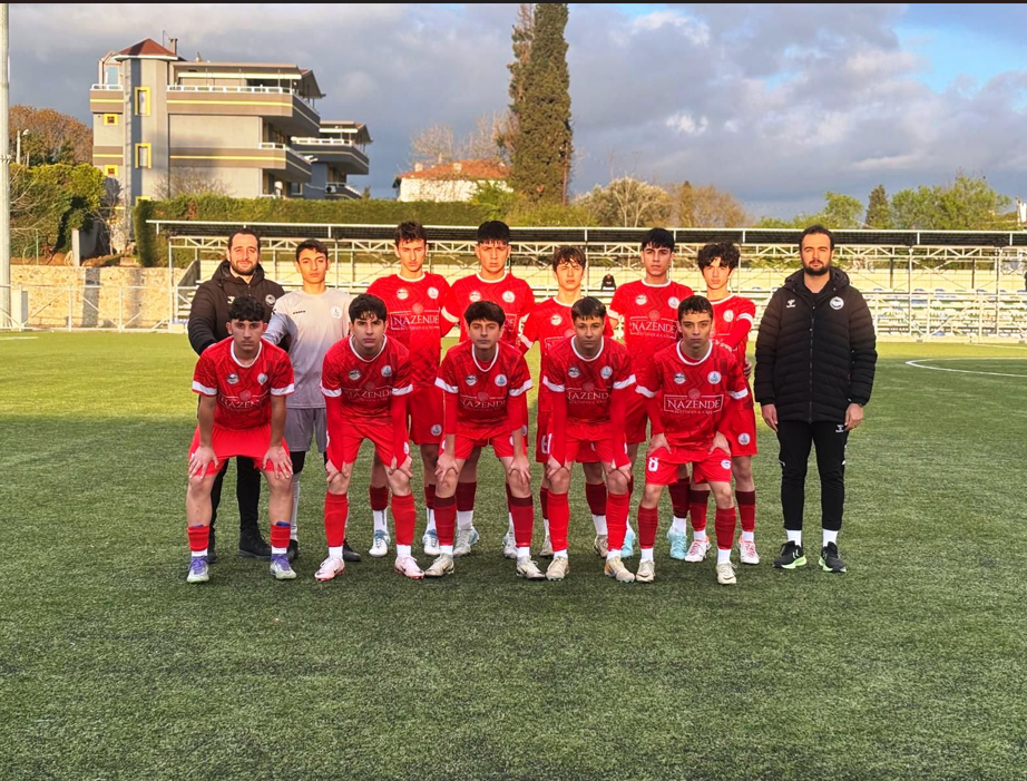 Cuma günü start alan Kocaeli Amatör U15 Play-Off Ligi’nde ilk