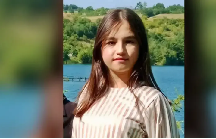 Kocaeli’nin Karamürsel ilçesinde, sabah saatlerinde okuluna gitmek üzere evinden ayrılan