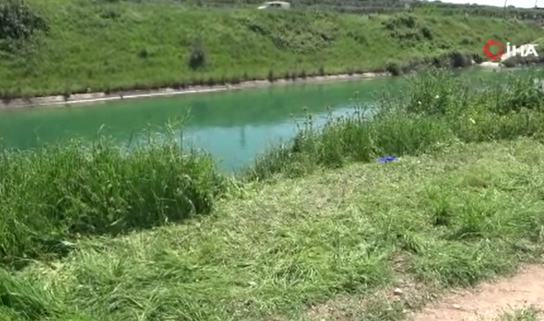 Adana’nın Yüreğir ilçesinde sulama kanalında sürüklenen bir kadın cesedi bulundu.