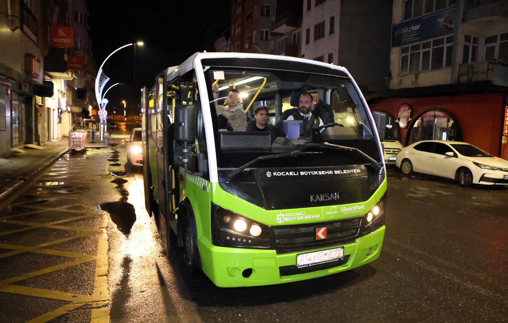 Kocaeli Büyükşehir Belediyesi tarafından Şubat ayında başlatılan gece otobüsü seferleri,