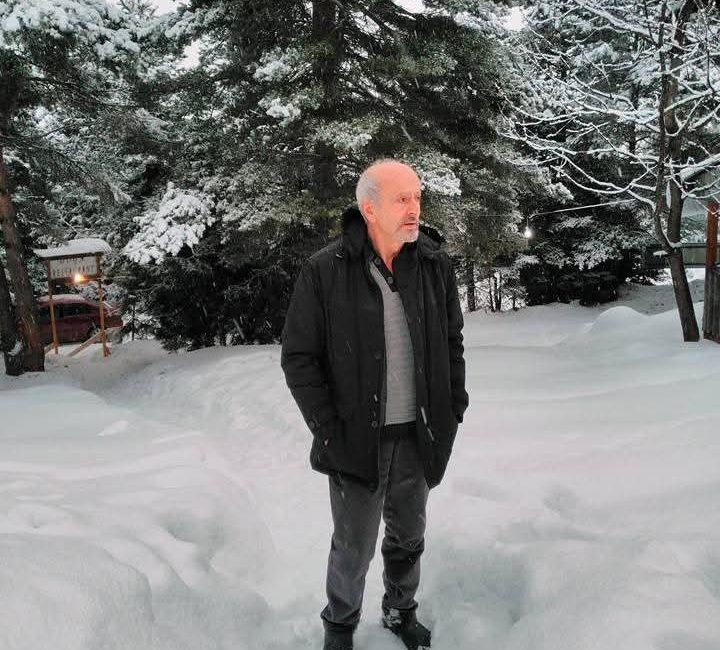 İzmit’te uzun yıllar öğretmenlik ve idarecilik yapan Savaşkan Gökçe, bir