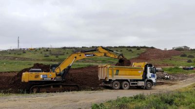 Büyükşehir Belediyesi, vatandaş talepleri ve imar planları doğrultusunda ulaşım yatırımlarını