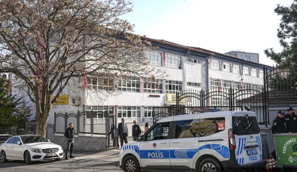 Kahramanmaraş ve Şanlıurfa’da yaşanan okul saldırılarının ardından Türkiye genelinde güvenlik