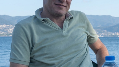 İzmit’in sevilen simalarından, Kocaeli Büyükşehir Belediyesi emeklisi Yasin Gümüş, uzun