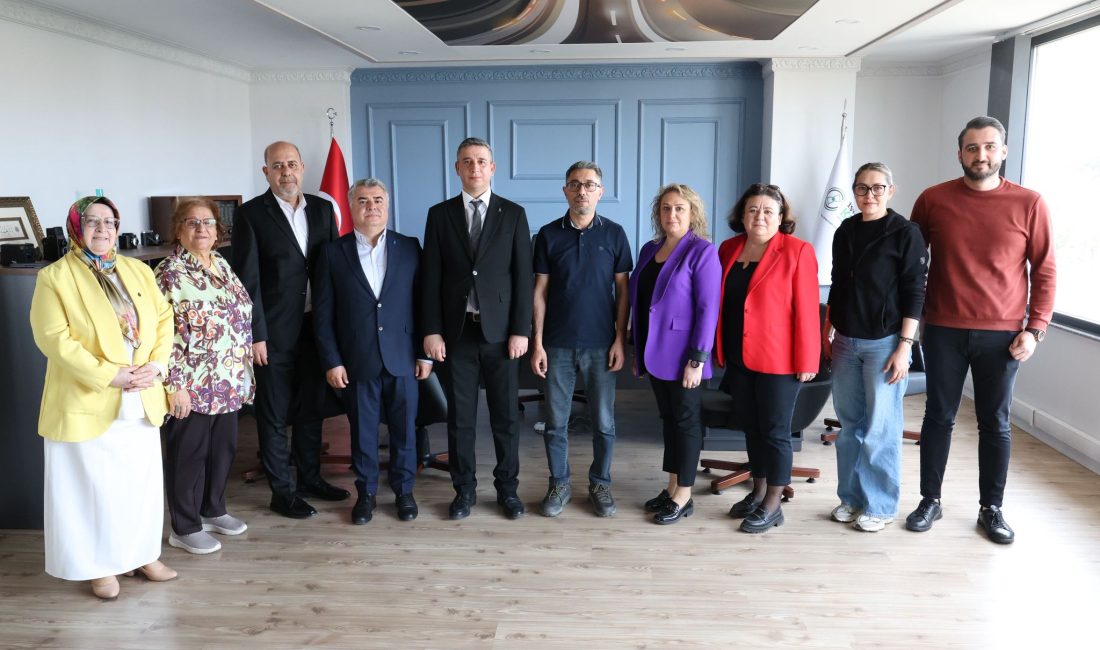 DEVA Partisi Kocaeli İl Başkanı Kadir Gülhan Abbasioğlu ve il