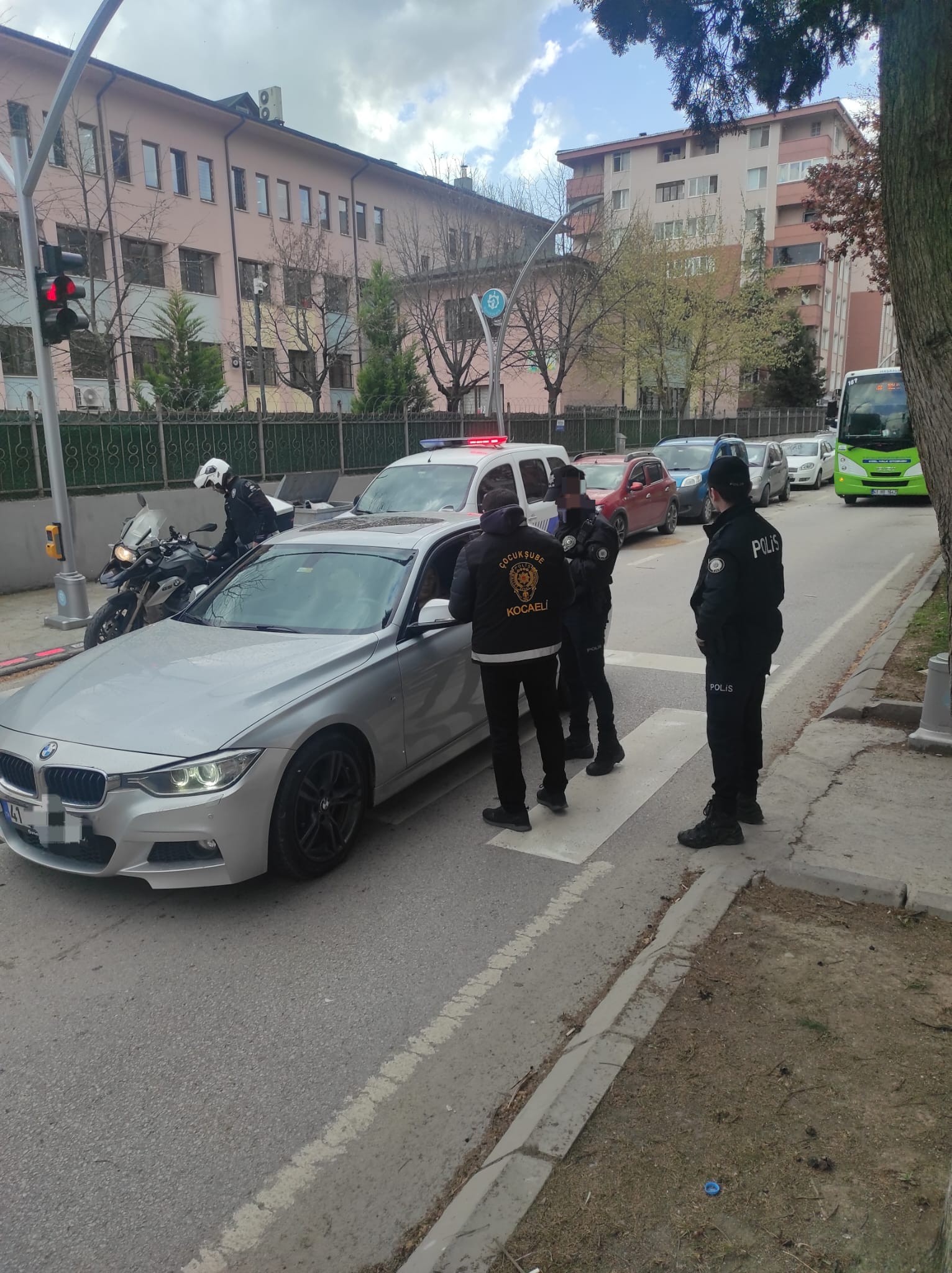 Kocaeli İl Emniyet Müdürlüğü Çocuk Şube Müdürlüğü ekipleri, 30 Mart