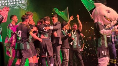 Kocaelispor’un şanlı tarihinin 60. yıl dönümü, Kocaeli Kongre Merkezi’nde düzenlenen