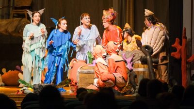 Kocaeli Büyükşehir Belediyesi’nin dev çevre yatırımları, sanatın iyileştirici gücüyle çocukların